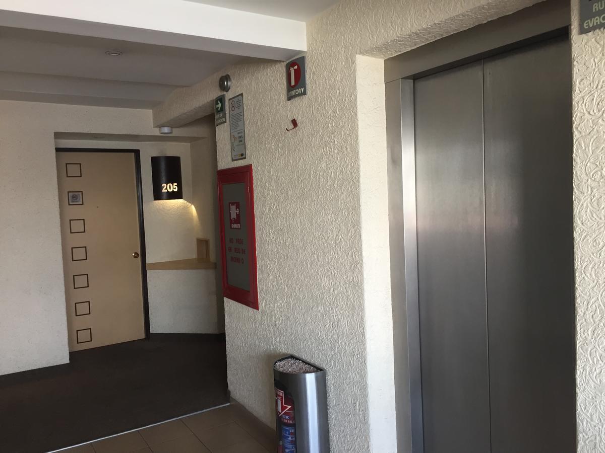 Hotel La Luna メキシコシティ エクステリア 写真